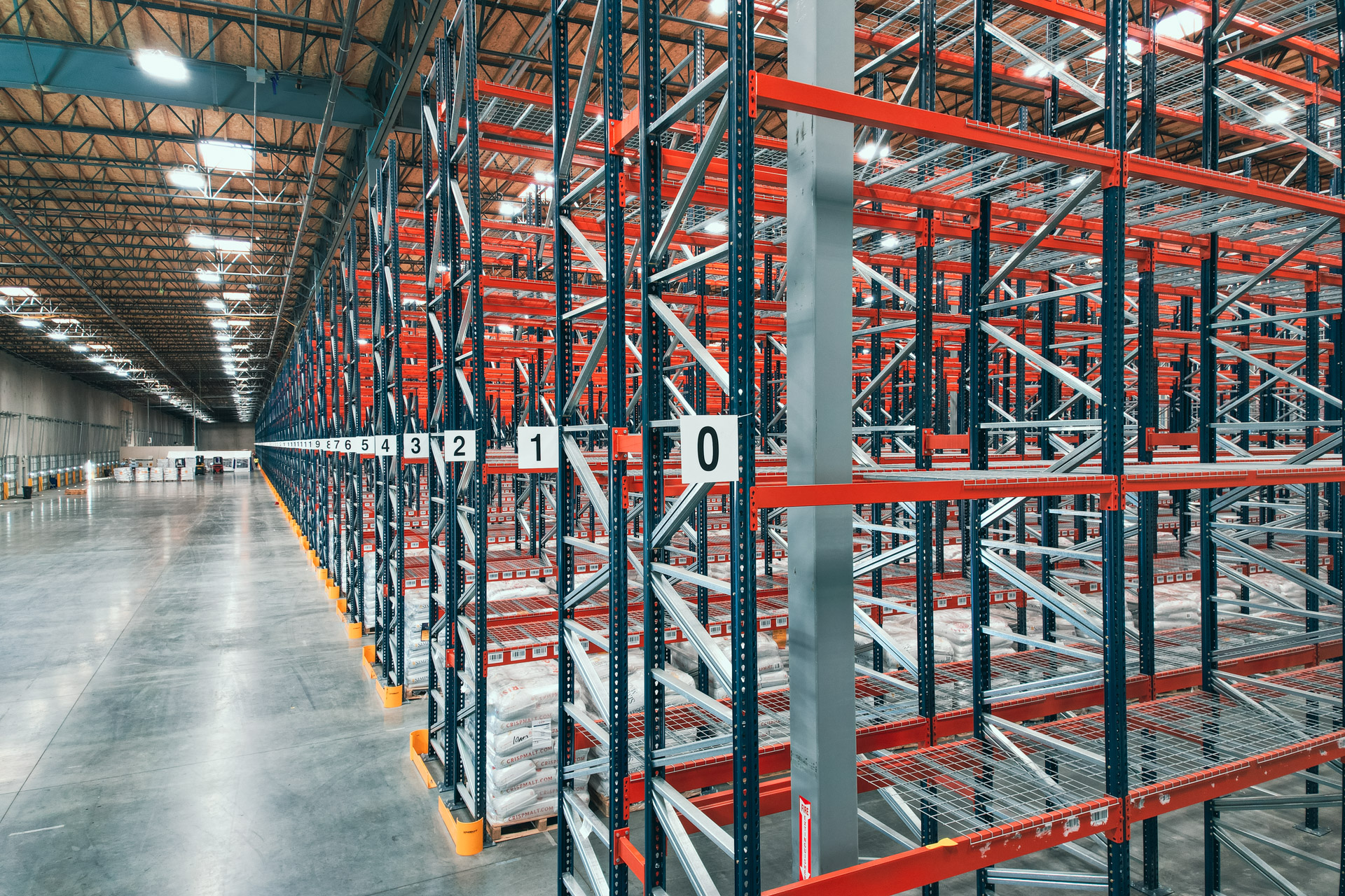 Industrial pallet racking warehouse in Jacksonville Florida
